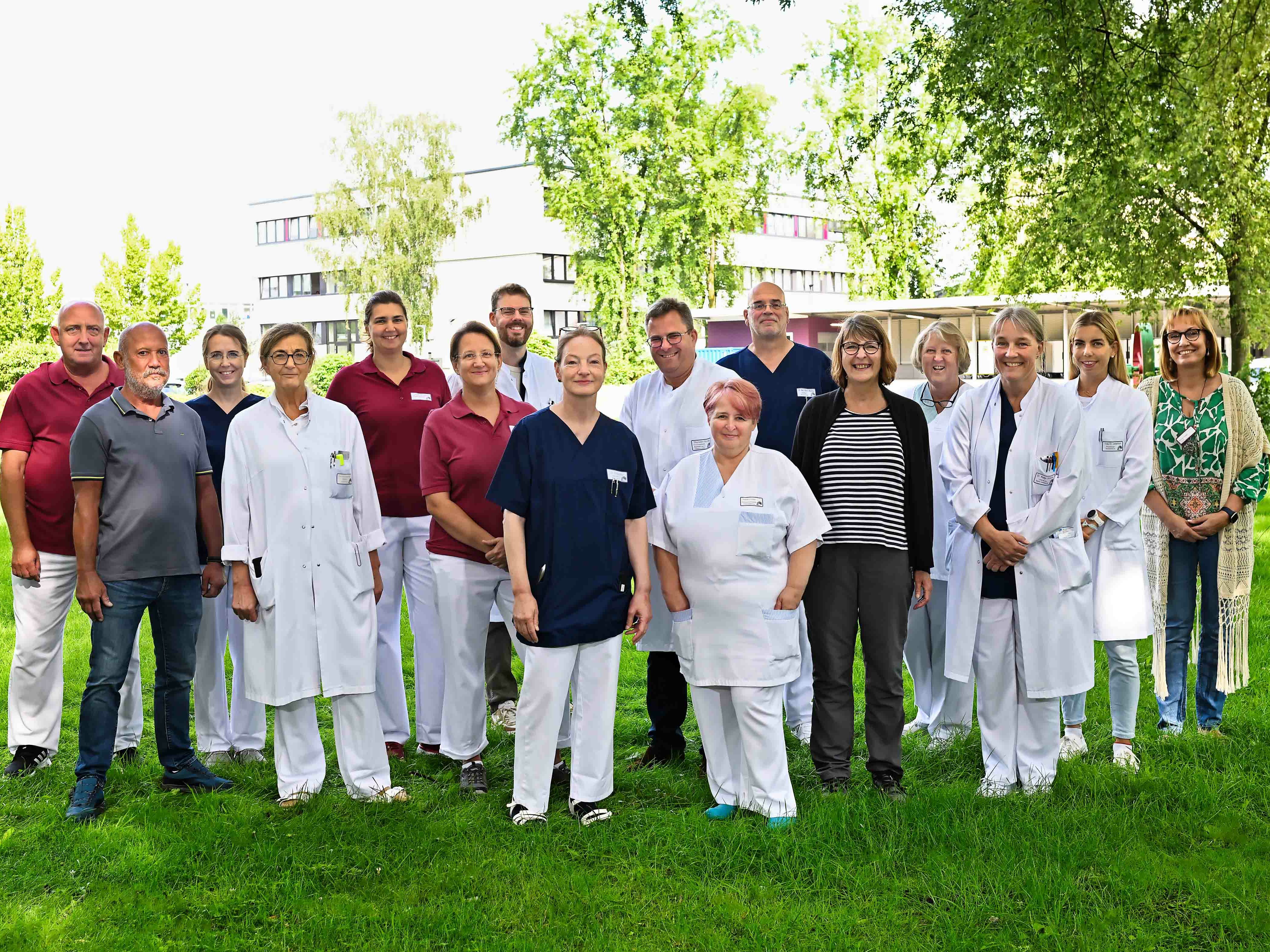 Schmerzpatienten sind beim interdisziplinären Team aus Ärzten, Pflegefachkräften, Physio- und Ernährungstherapeuten, Sozialarbeitern und Psychologen des EvK Castrop-Rauxel in guten Händen.